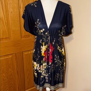 Elegant Floral V-Neck Mini Dress